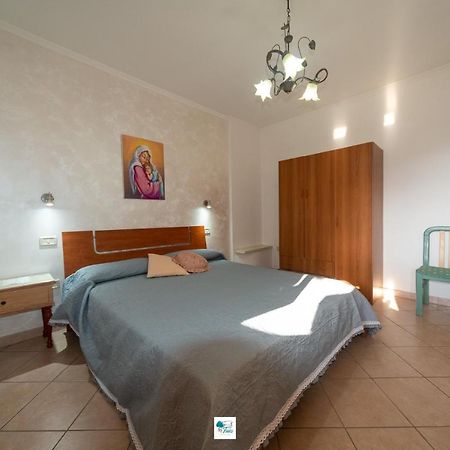 Casa Vacanze La Tuia Castellabate Buitenkant foto