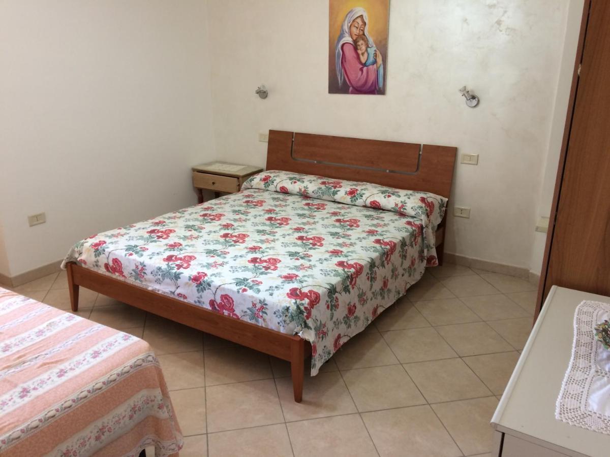 Casa Vacanze La Tuia Castellabate Buitenkant foto