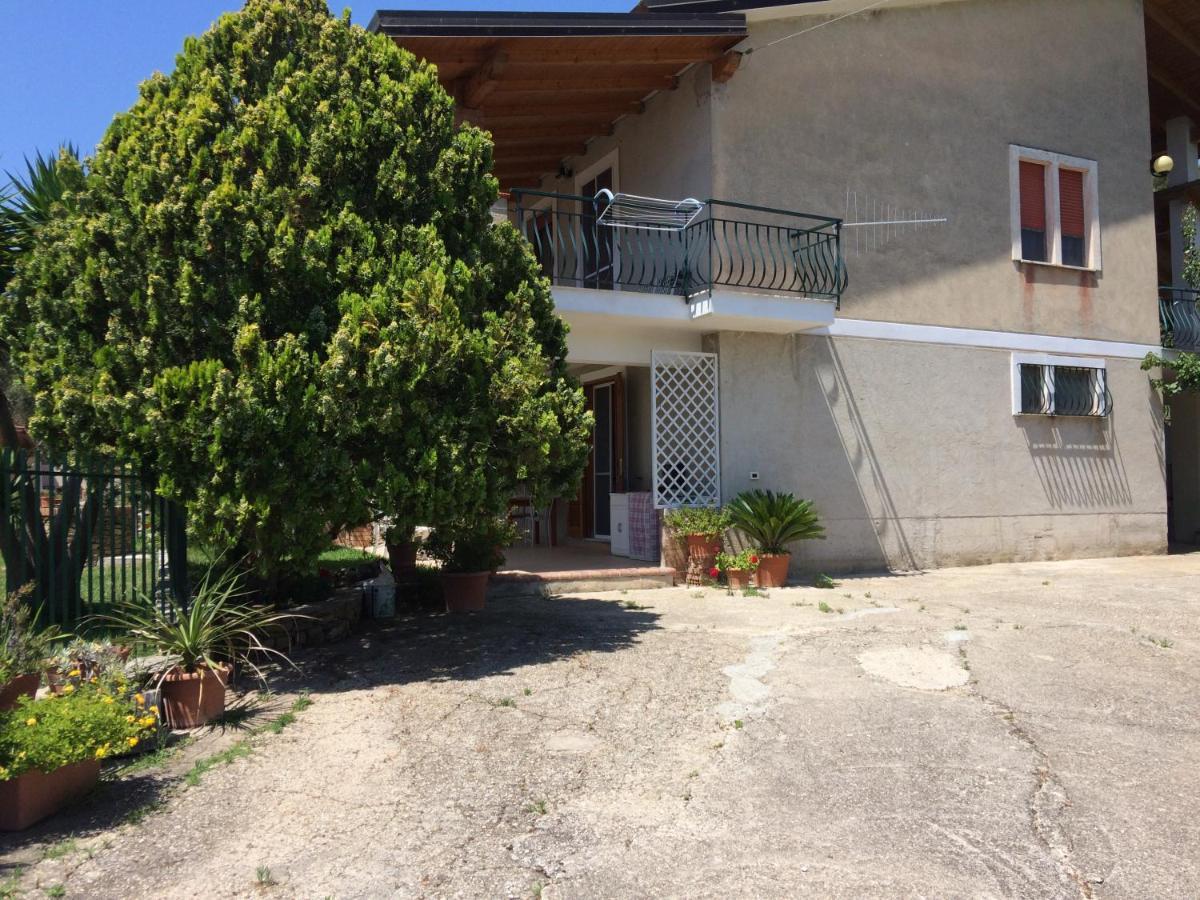 Casa Vacanze La Tuia Castellabate Buitenkant foto