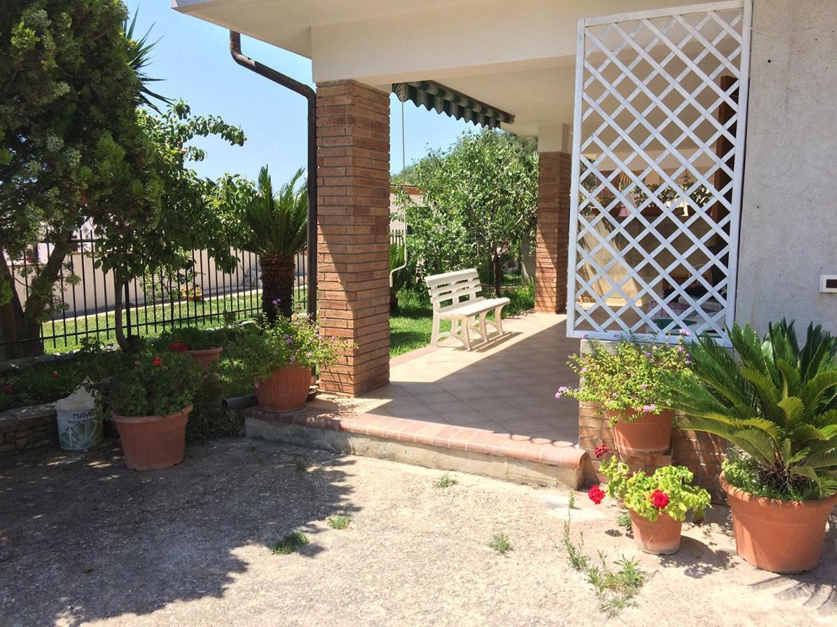 Casa Vacanze La Tuia Castellabate Buitenkant foto