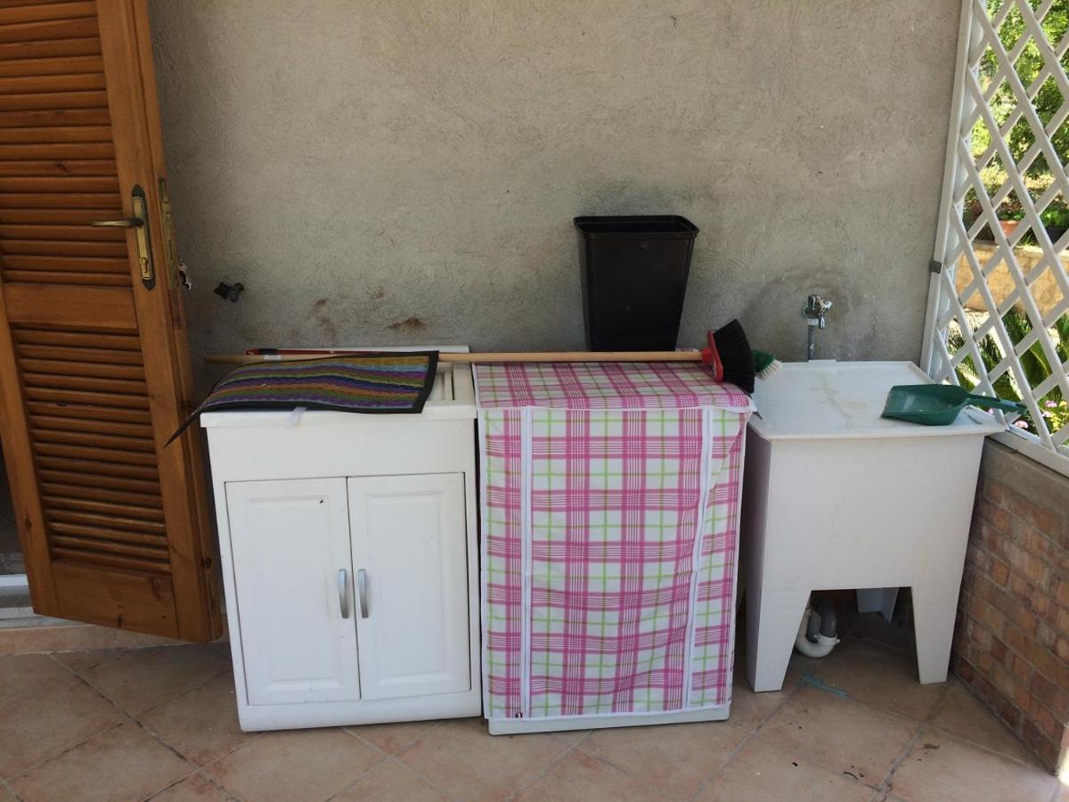 Casa Vacanze La Tuia Castellabate Buitenkant foto