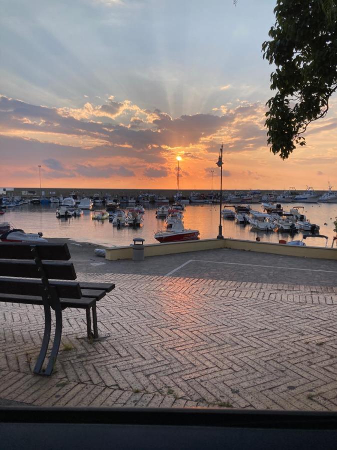 Casa Vacanze La Tuia Castellabate Buitenkant foto